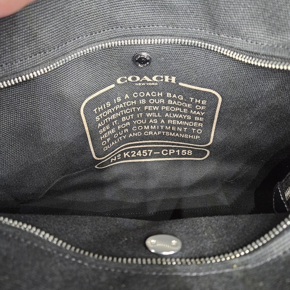 Coach Cargo Tote NWT - Picture 10 of 11